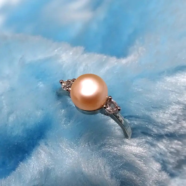 Natural Freshwater Pearl Ring with Stylish Design