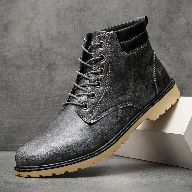 Outdoor High-Top Leather Boots with Cotton Tooling