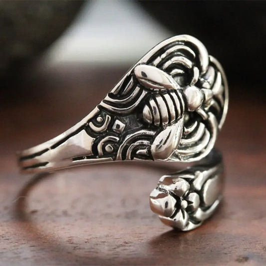 Adjustable Bee Spoon Ring Packaging for Women